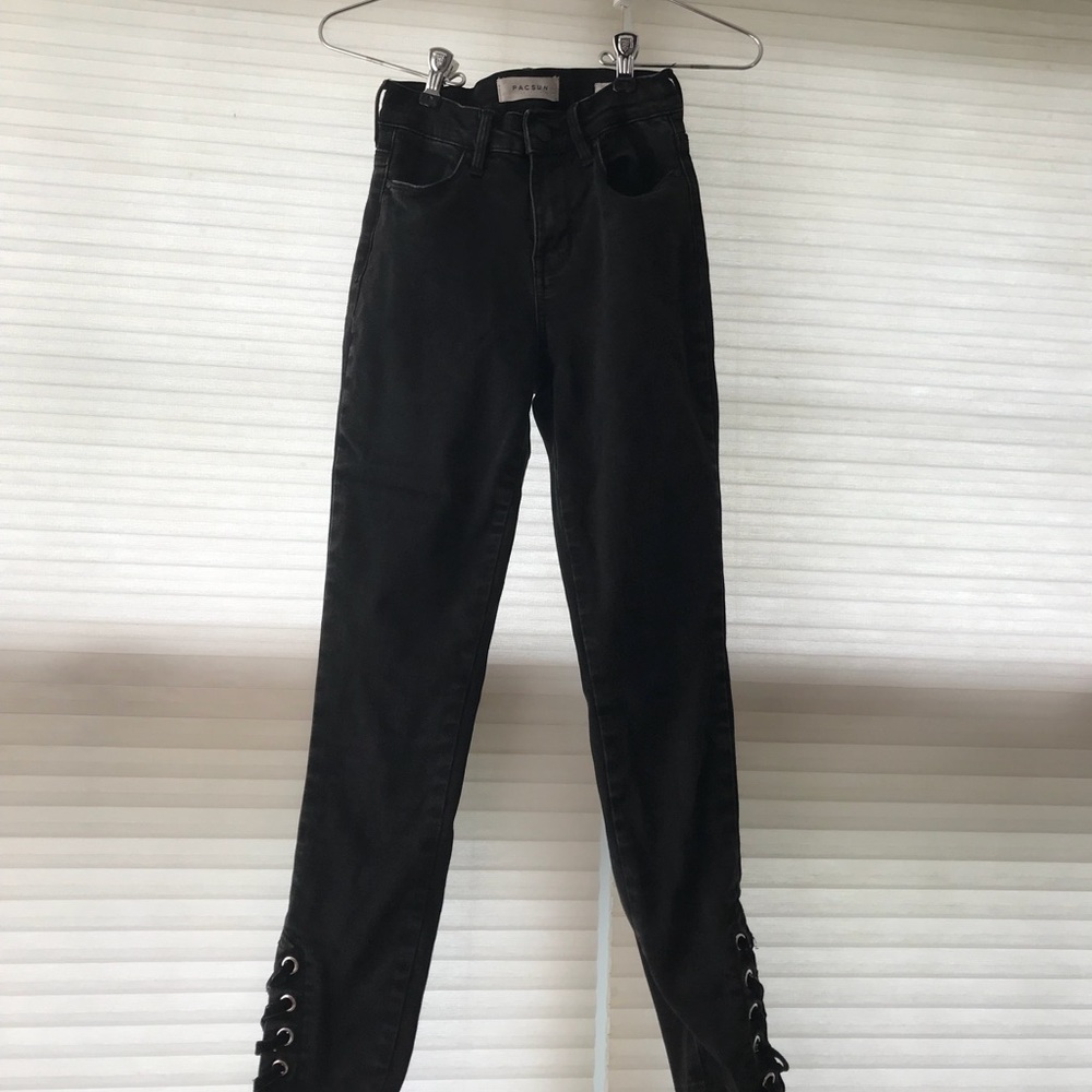 BLACK PACSUN STRETCH JEANS